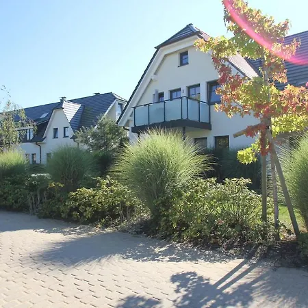 Apartment Strandnahe Rex Rugia: Balkon-fewo Mit Ahoi Erlebnisbad-zugang Lobbe