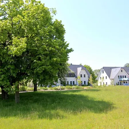 Strandnahe Rex Rugia: Balkon-fewo Mit Ahoi Erlebnisbad-zugang Apartment Lobbe