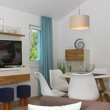 Strandresort Rex Rugia Ferienwohnung 13-6Mit Sauna- Und Schwimmbadnutzung Im Ahoi Sellin